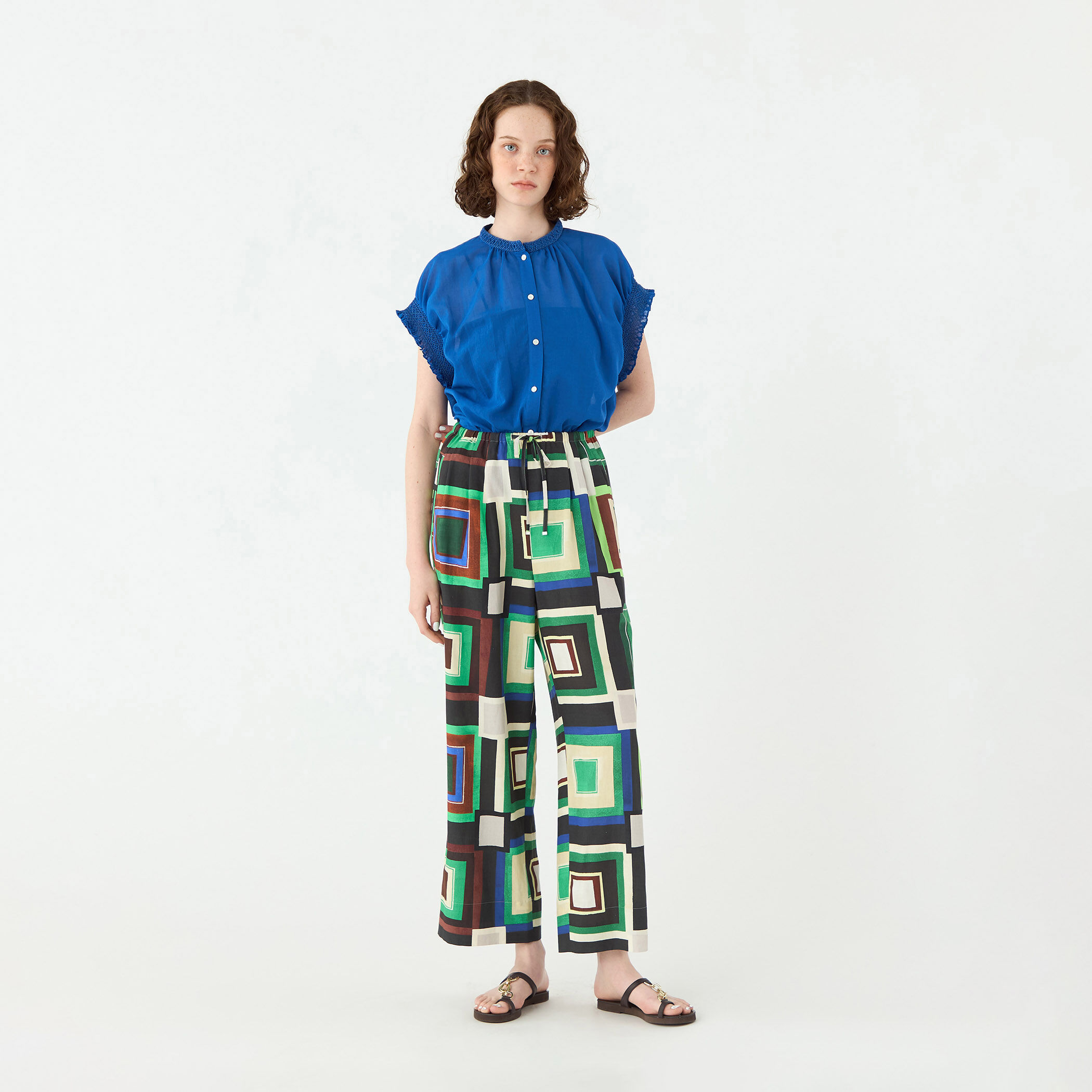 コットンクレープ スタンドカラーブラウス｜トゥモローランド 公式通販