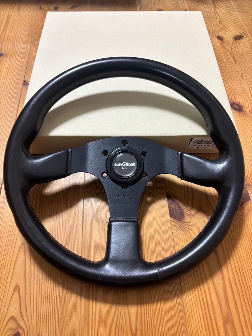 italvolanti IMOLA レザーステアリング35φ ホーンボタン付き！ Yahoo!オークション -「imola」(イタルボランテ) (ステアリング)の落札