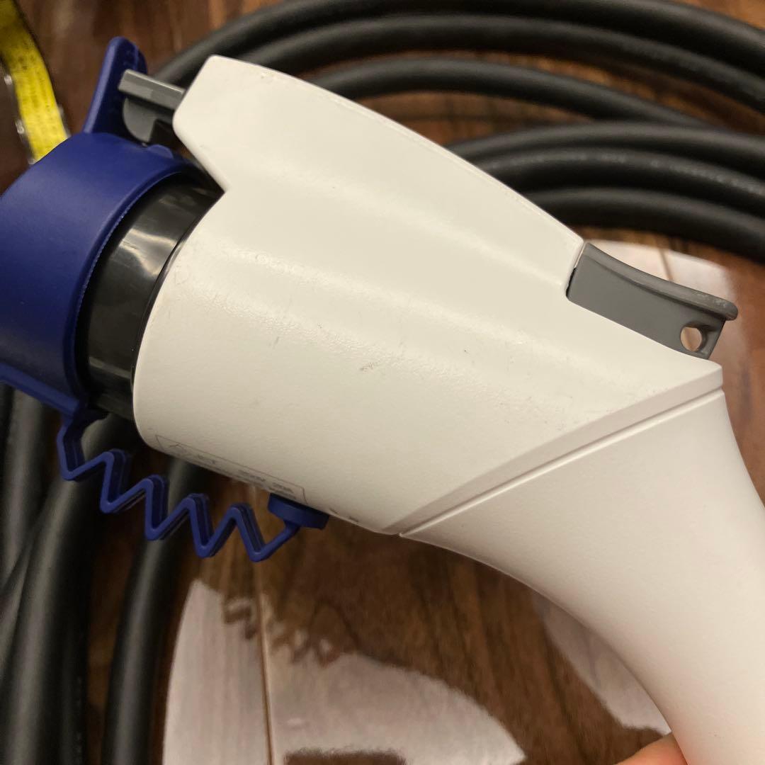 日産 Nissan EV 充電ケーブル 29690 6WX0A - メルカリ