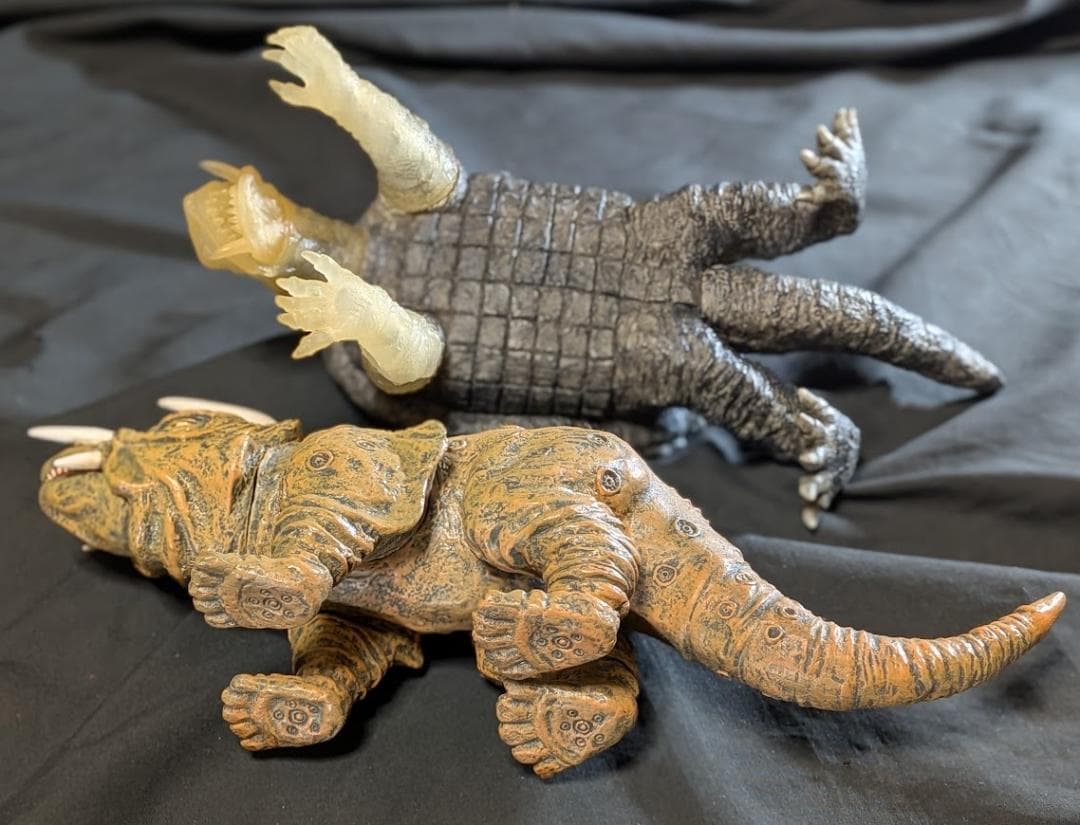 昭和ガメラ（スケスケ）＆ジャイガー（エクスプラス）ソフビフィギュア