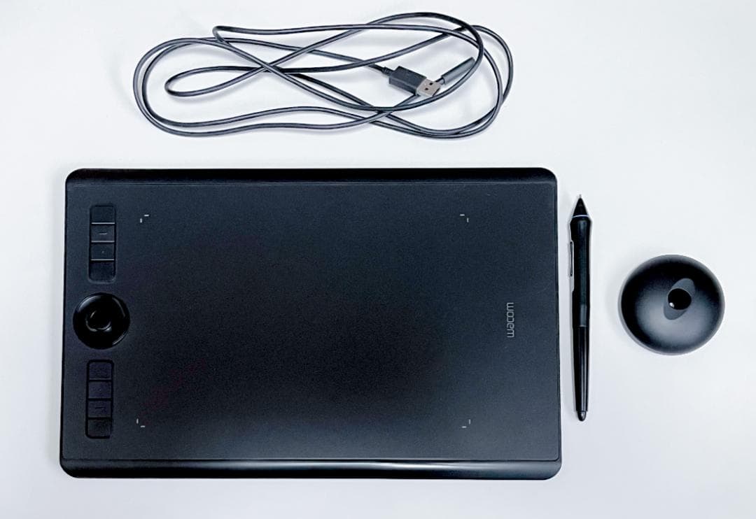 R*s様 Wacom ペンタブレット 本体（Intuos Pro：PTH-660 ワコム Wacom Intuos Pro PTH-660/K0 ペンタブレット Amazon