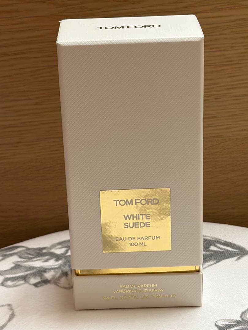 残量9割 トムフォード ホワイトスエードオードパルファムスプレィ 100ml トムフォード ビューティ ホワイト スエード オード パルファム