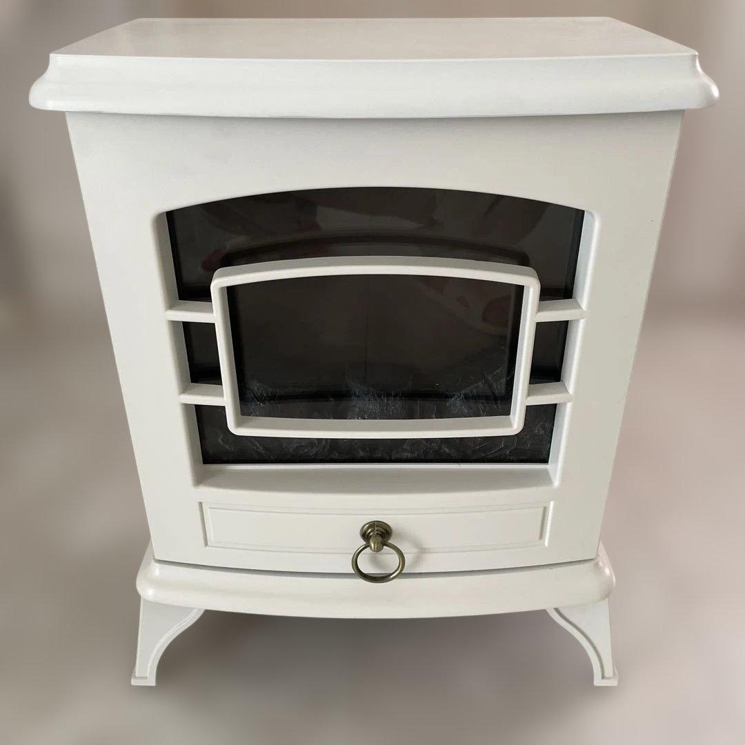 ホワイト電気ヒーター 装飾的デザイン 特別寄附額 過年度モデル アラジン ホワイト 白 電気ストーブ トリカゴ