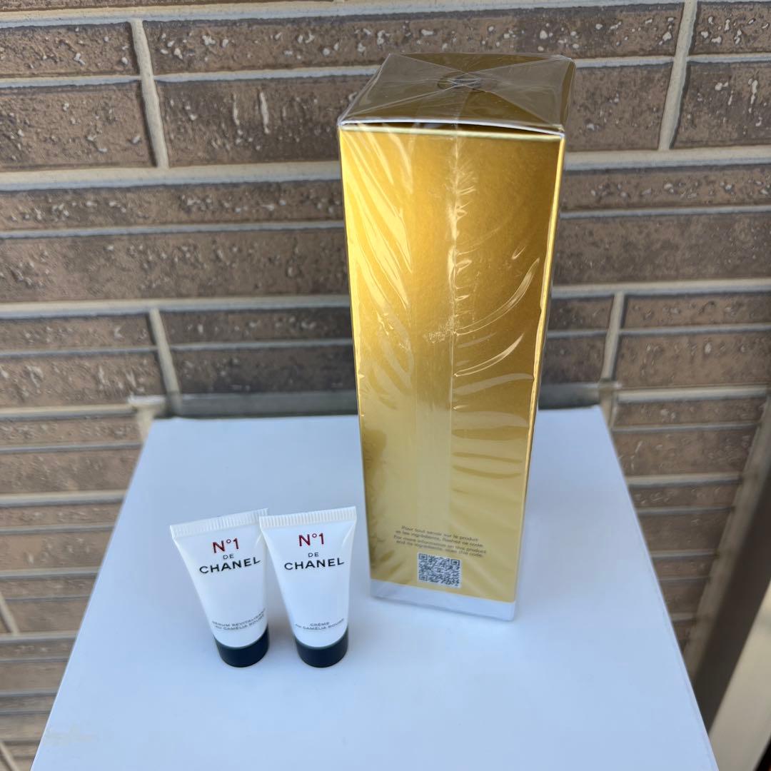 CHANEL サブリマージュ ラ ローション ルミエール