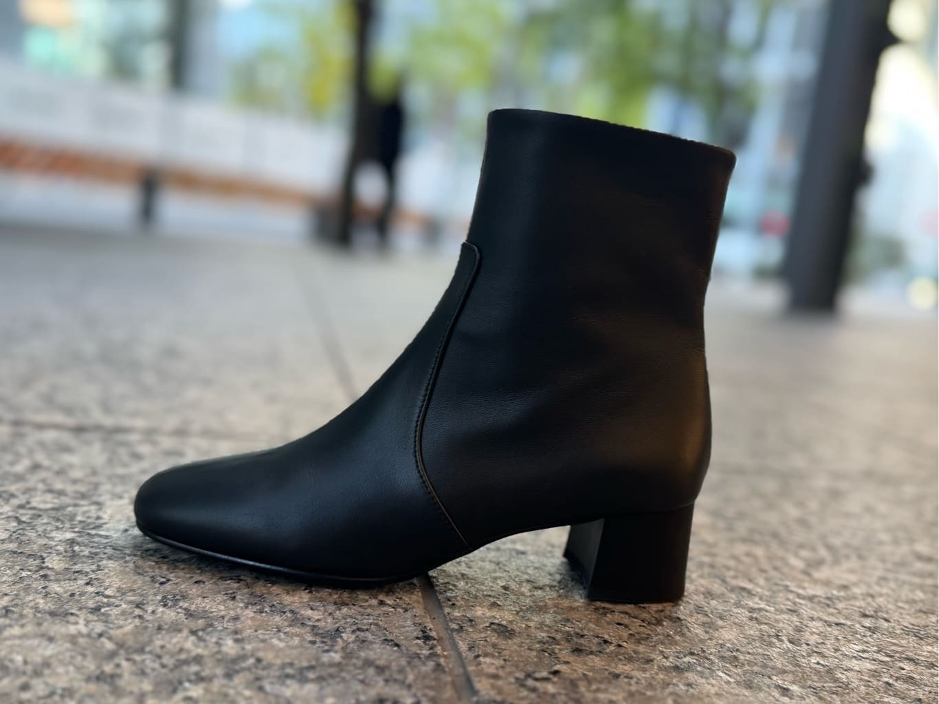 シルエットが綺麗なショートブーツ✨ | 靴のリーガルコーポレーション
